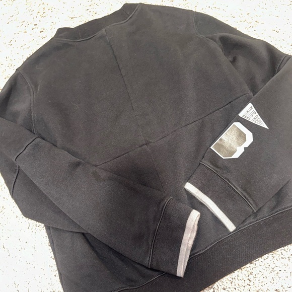 Nike size medium youth boys black pullover crewneck sweatshirt stitched Nike - Picture 9 of 10